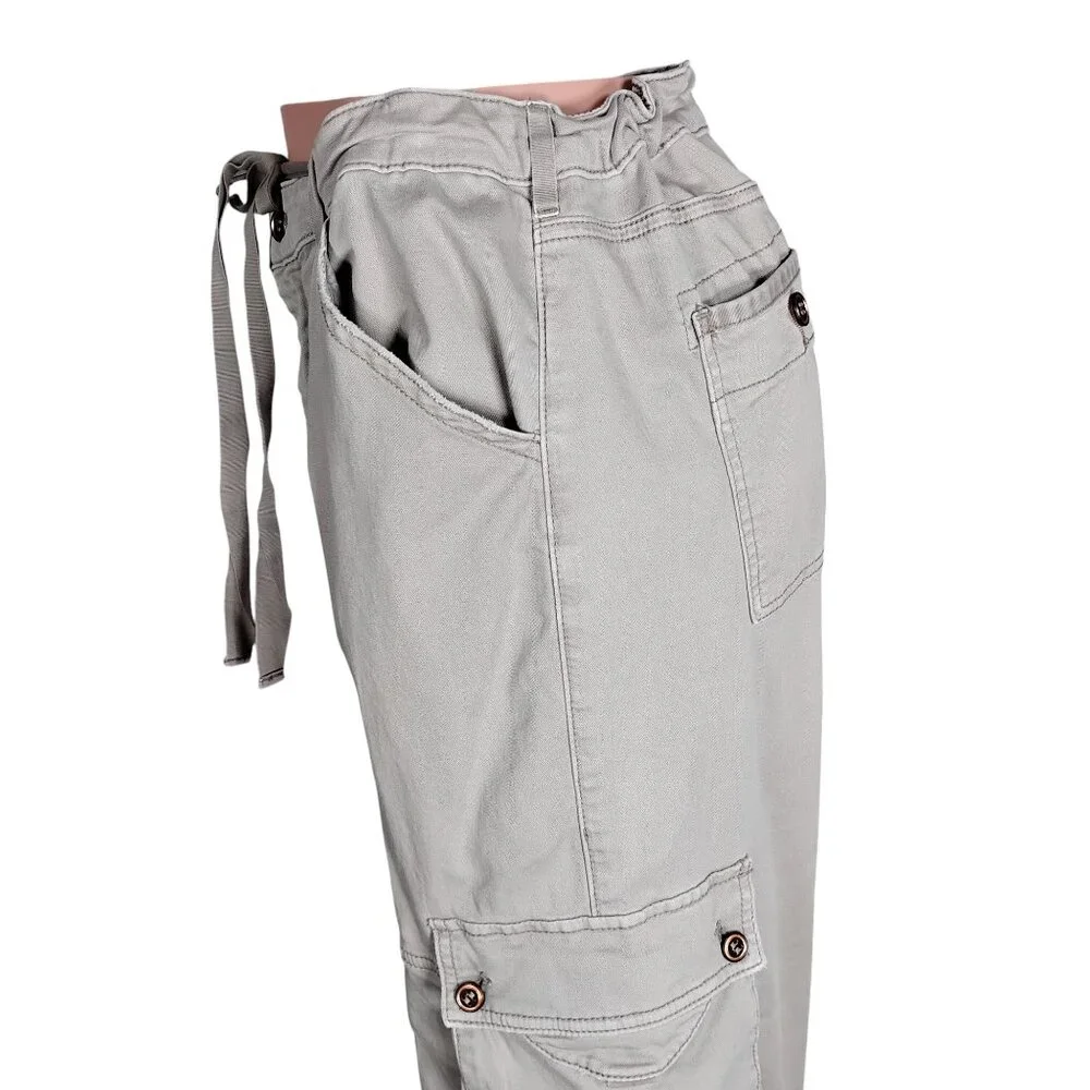 Anthro Pilcro Wide Legs Cargo Pants Size 32 P Waist Hems Drawstring Multi Pocket - Picture 7 of 16